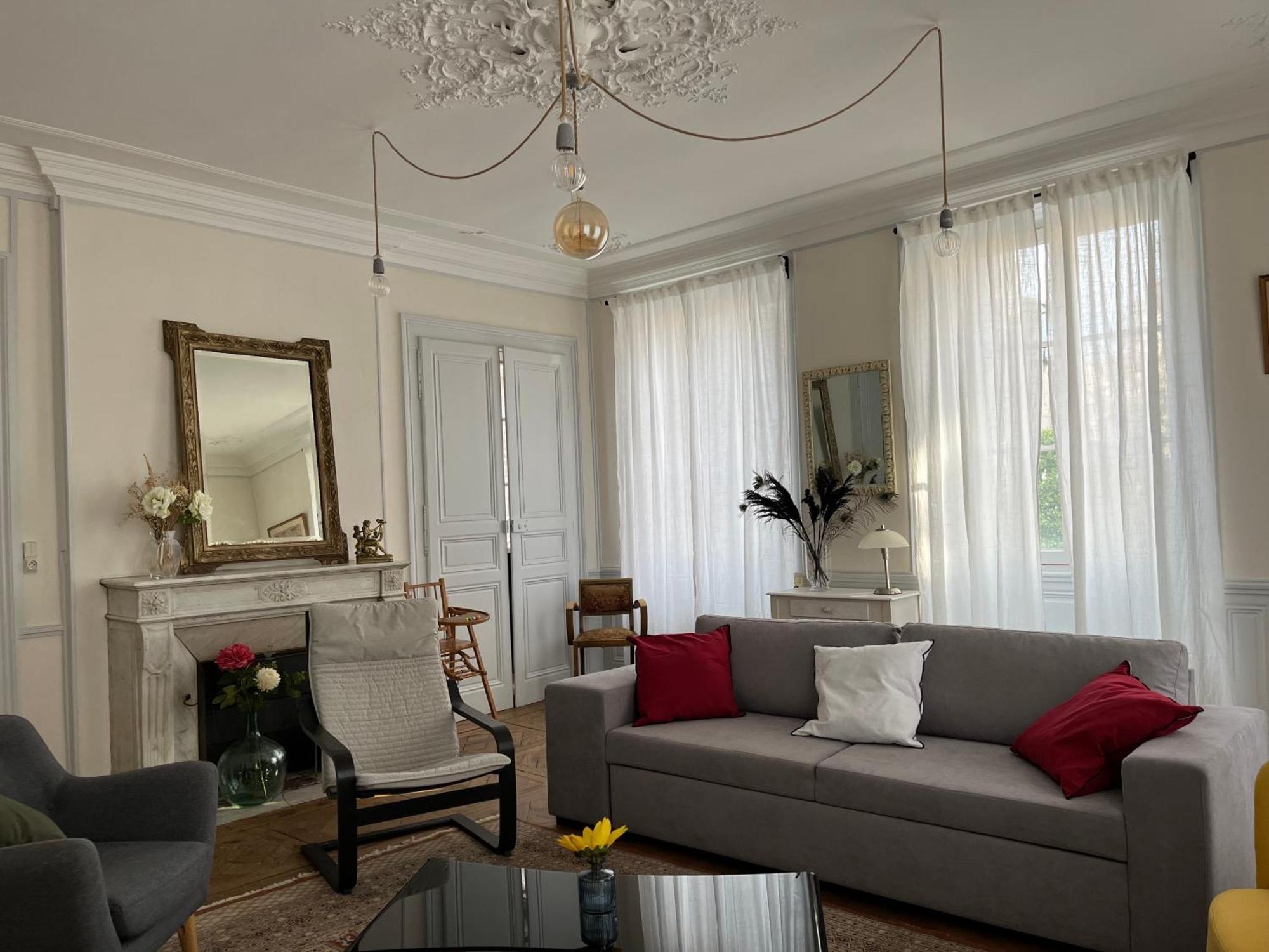 La Villa Louana 1 Appartement 160M2 Sobriete,Elegance En Coeur De Ville Aubusson  Exteriör bild