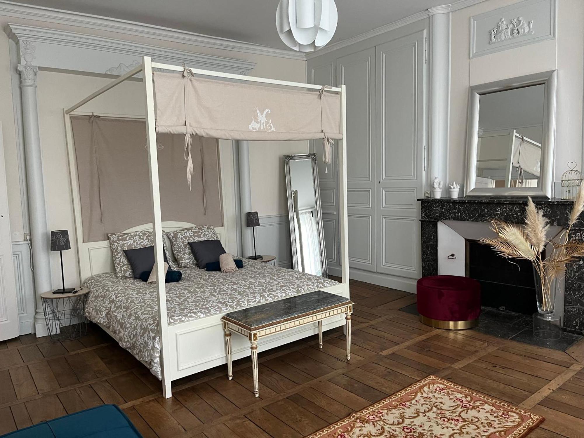La Villa Louana 1 Appartement 160M2 Sobriete,Elegance En Coeur De Ville Aubusson  Exteriör bild